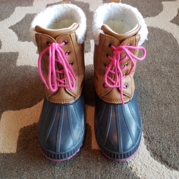 GAP Other - 🎊🎉HOST PICK 🎉🎊Gap girls size 5/6 boots